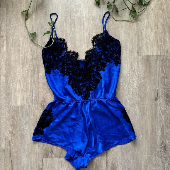 Christine Diva Collection Silk & Lace Blue Black Romper Teddy - ships free - Picture 2 of 8